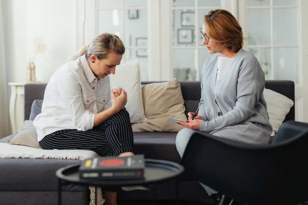 How Mental Health Treatment Can Give You Reasons to Stay